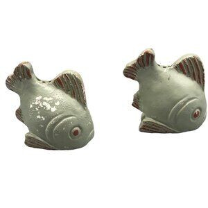 vintage salt pepper shakers fish green hand painted 2" READ